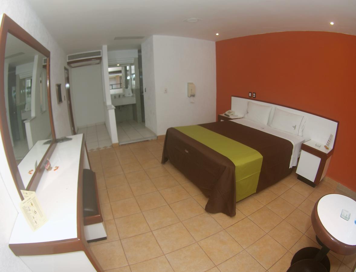 Auto Hotel Niza Tlaquepaque Exteriör bild